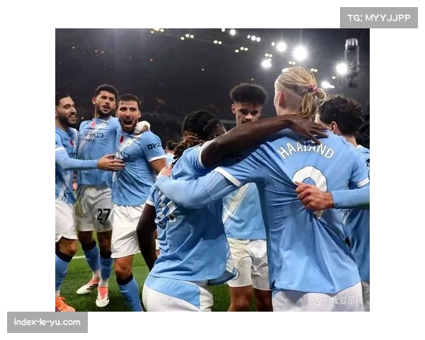 曼城少赛一轮落后九分 但凭借冲刺底气紧盯榜首位置 曼城少赛一轮落后九分 但凭借冲刺底气紧盯榜首位置